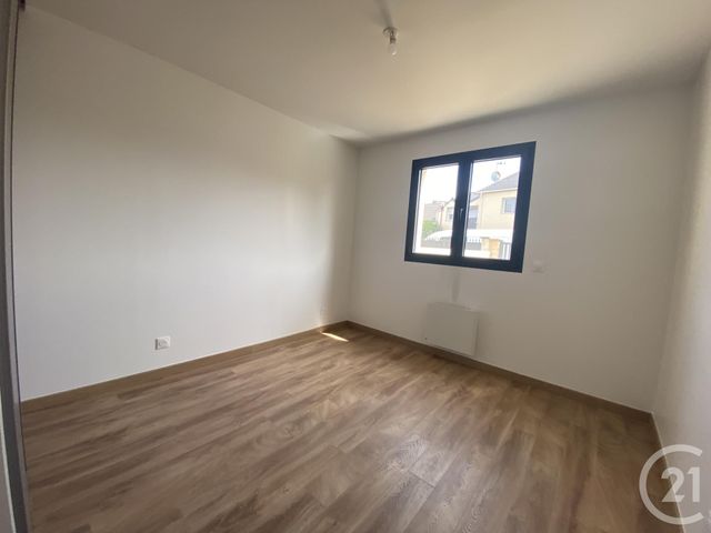 Appartement F3 &agrave; louer - 3 pi&egrave;ces - 65,75 m2 - Bondy - 93 - ILE-DE-FRANCE