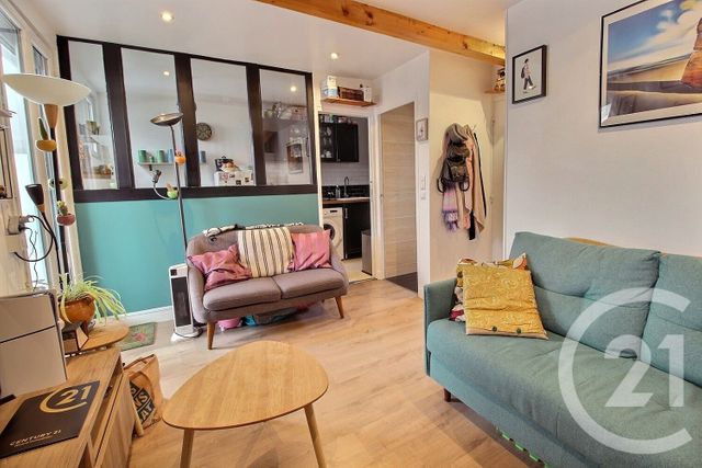 Appartement T2 à vendre - 2 pièces - 24,49 m2 - Pantin - 93 - ILE-DE-FRANCE