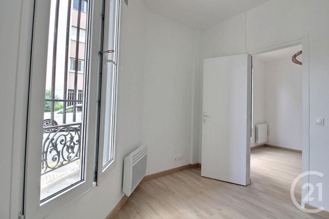 Appartement F2 à vendre - 2 pièces - 31,67 m2 - Pantin - 93 - ILE-DE-FRANCE