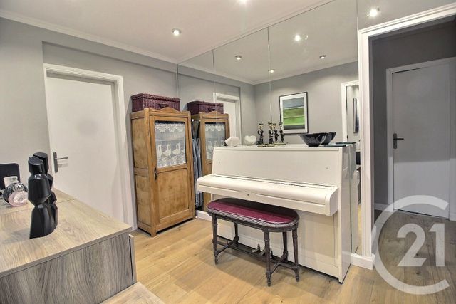 Appartement F5 &agrave; vendre - 5 pi&egrave;ces - 100,57 m2 - Pantin - 93 - ILE-DE-FRANCE