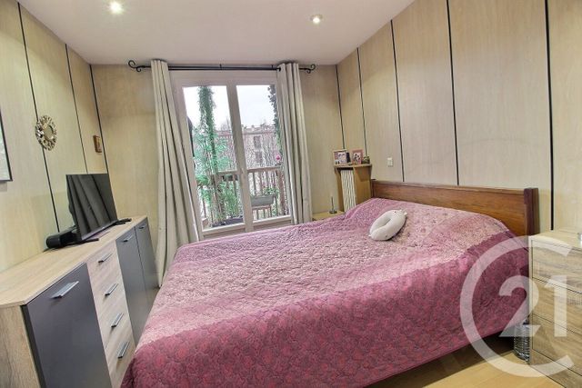 Appartement F5 &agrave; vendre - 5 pi&egrave;ces - 100,57 m2 - Pantin - 93 - ILE-DE-FRANCE