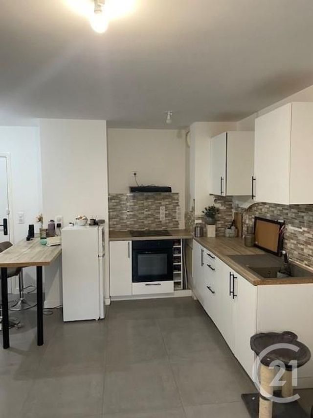 Appartement F2 &agrave; louer - 2 pi&egrave;ces - 39,85 m2 - Rosny Sous Bois - 93 - ILE-DE-FRANCE