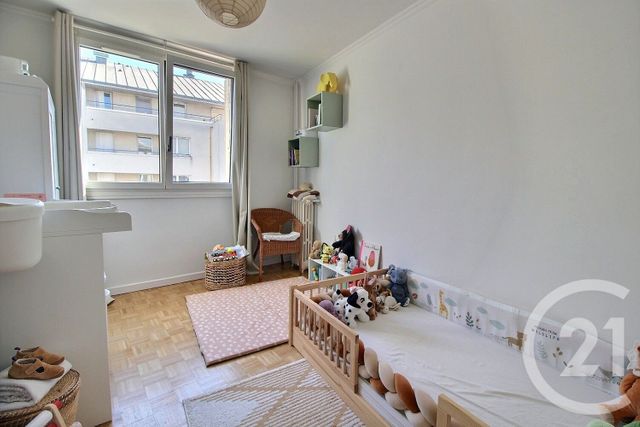 Appartement F4 &agrave; vendre - 4 pi&egrave;ces - 73,43 m2 - Pantin - 93 - ILE-DE-FRANCE