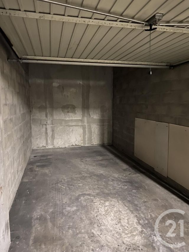 Parking &agrave; louer - 12,50 m2 - Les Lilas - 93 - ILE-DE-FRANCE