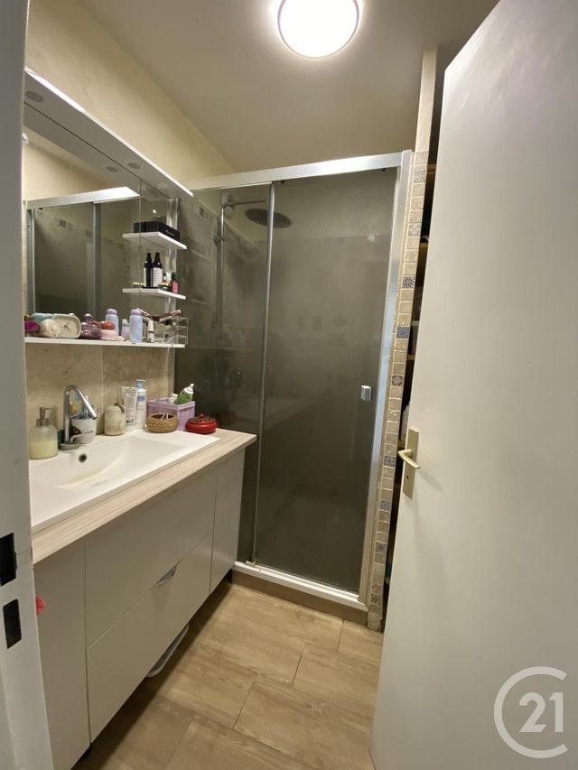 Appartement F4 &agrave; louer - 4 pi&egrave;ces - 81,18 m2 - Rosny Sous Bois - 93 - ILE-DE-FRANCE