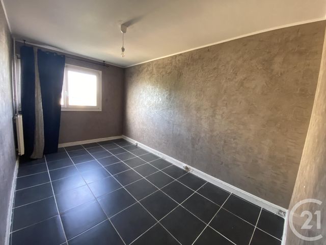 Appartement F3 &agrave; louer - 3 pi&egrave;ces - 71,20 m2 - Les Pavillons Sous Bois - 93 - ILE-DE-FRANCE