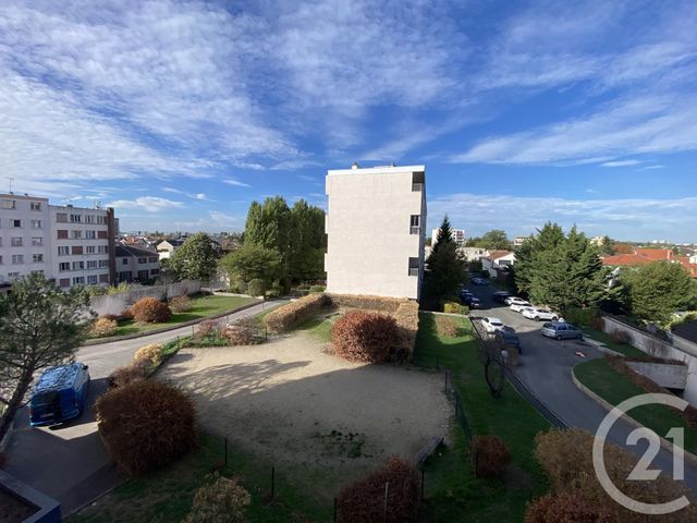 Appartement F3 &agrave; louer - 3 pi&egrave;ces - 71,20 m2 - Les Pavillons Sous Bois - 93 - ILE-DE-FRANCE