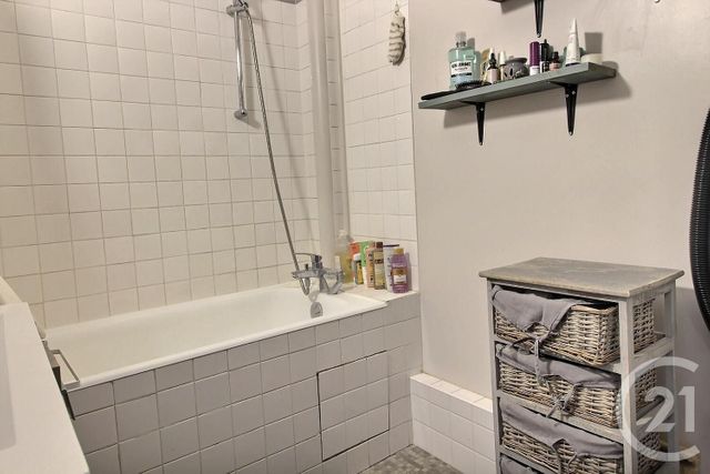 Appartement F2 &agrave; vendre - 2 pi&egrave;ces - 46,82 m2 - Pantin - 93 - ILE-DE-FRANCE