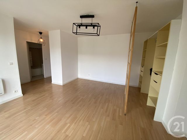Appartement F1 &agrave; louer - 1 pi&egrave;ce - 33,46 m2 - Livry Gargan - 93 - ILE-DE-FRANCE