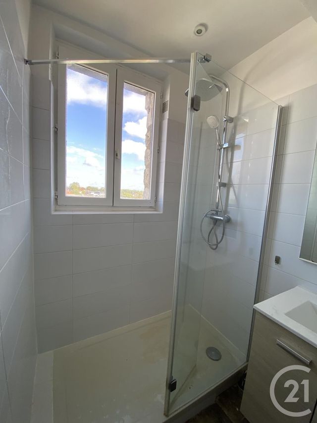 Appartement F2 &agrave; louer - 2 pi&egrave;ces - 47,37 m2 - Livry Gargan - 93 - ILE-DE-FRANCE