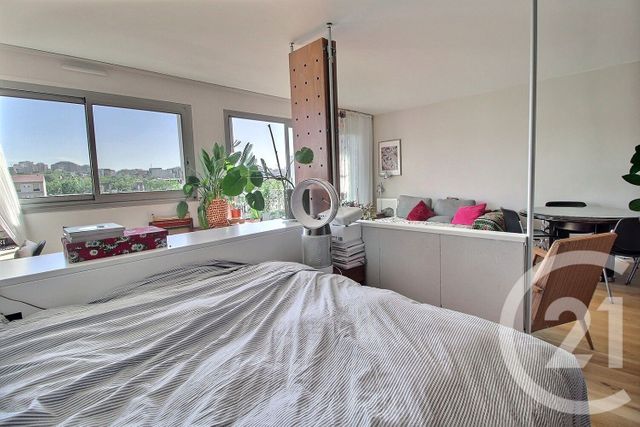 Appartement F3 &agrave; vendre - 3 pi&egrave;ces - 61 m2 - Pantin - 93 - ILE-DE-FRANCE