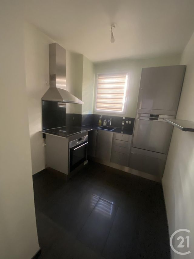 Appartement F3 &agrave; louer - 3 pi&egrave;ces - 44,43 m2 - Rosny Sous Bois - 93 - ILE-DE-FRANCE