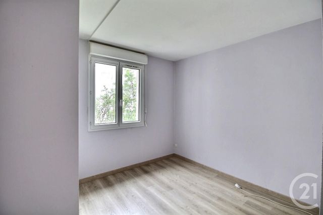 Appartement a vendre  - 3 pièce(s) - 63.3 m2 - Surfyn
