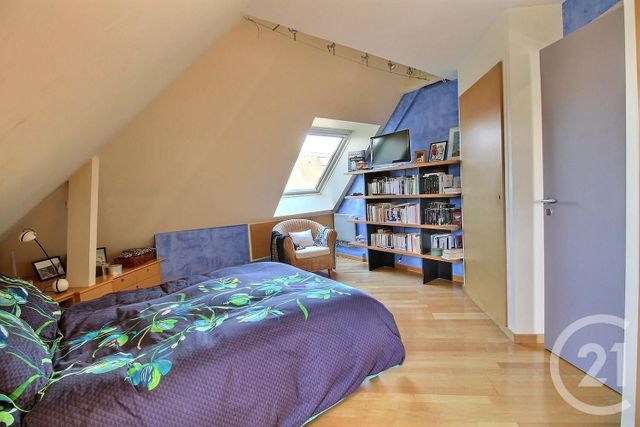 Appartement a vendre  - 5 pièce(s) - 150.8 m2 - Surfyn