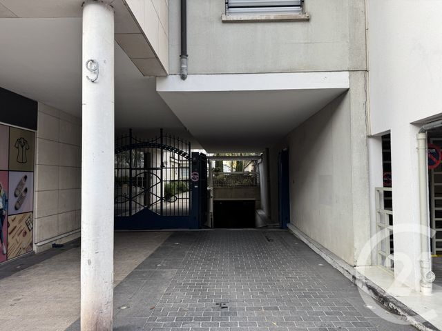 Parking à louer - 10 m2 - Antony - 92 - ILE-DE-FRANCE