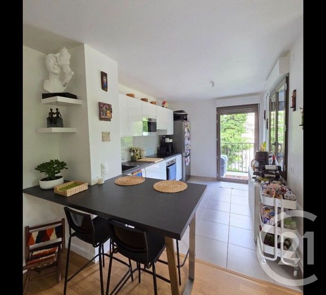 Appartement F4 &agrave; louer - 4 pi&egrave;ces - 74,17 m2 - Massy - 91 - ILE-DE-FRANCE