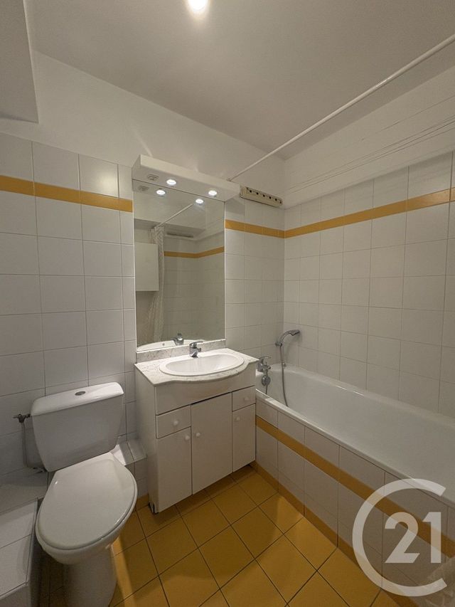 Appartement Studio &agrave; louer - 1 pi&egrave;ce - 23,49 m2 - Antony - 92 - ILE-DE-FRANCE