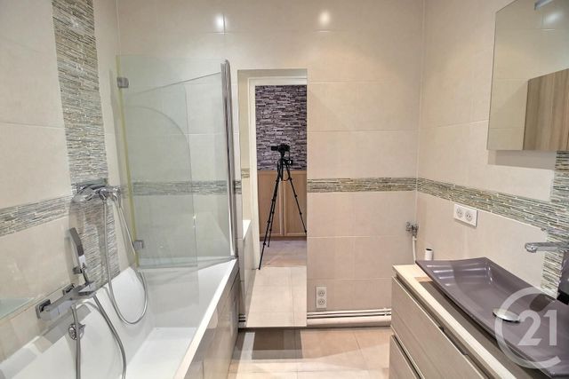 Appartement F3 &agrave; louer - 3 pi&egrave;ces - 55,74 m2 - Antony - 92 - ILE-DE-FRANCE