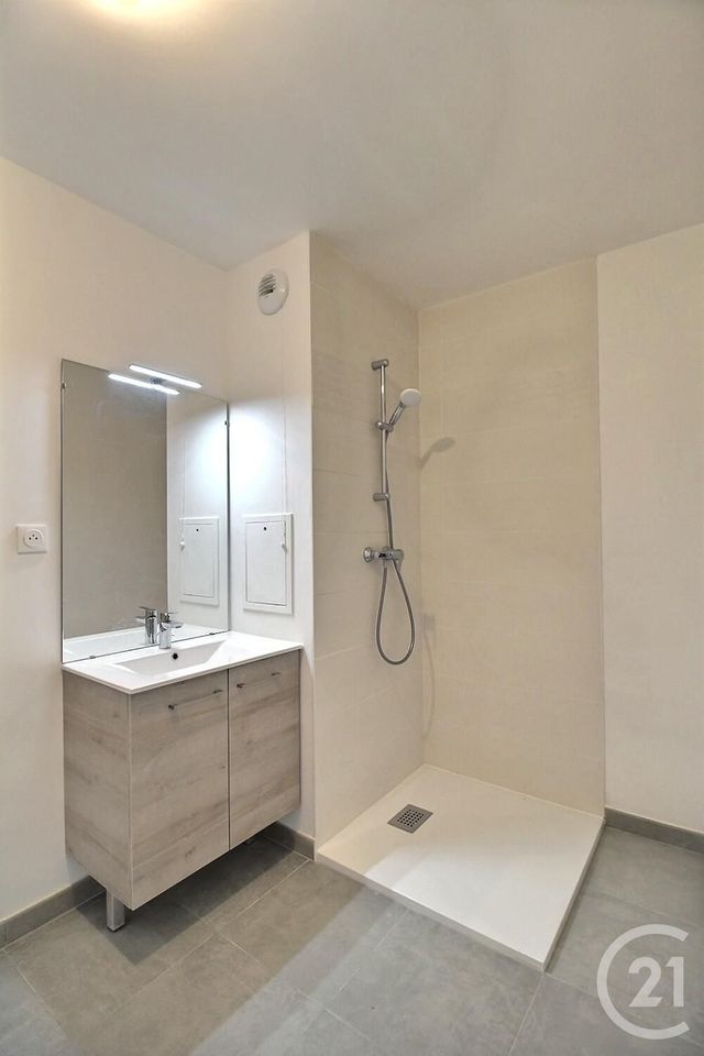 Appartement F2 &agrave; louer - 2 pi&egrave;ces - 42,57 m2 - Antony - 92 - ILE-DE-FRANCE