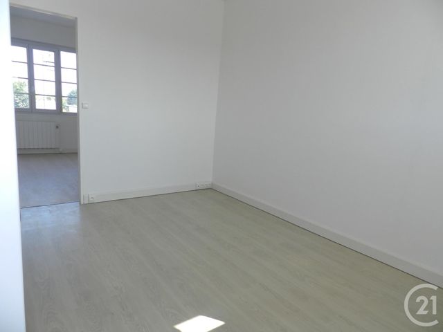 Appartement F1 &agrave; louer - 1 pi&egrave;ce - 29,08 m2 - Massy - 91 - ILE-DE-FRANCE