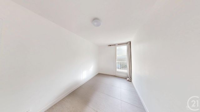 Appartement F4 &agrave; vendre - 3 pi&egrave;ces - 61,68 m2 - Aubervilliers - 93 - ILE-DE-FRANCE