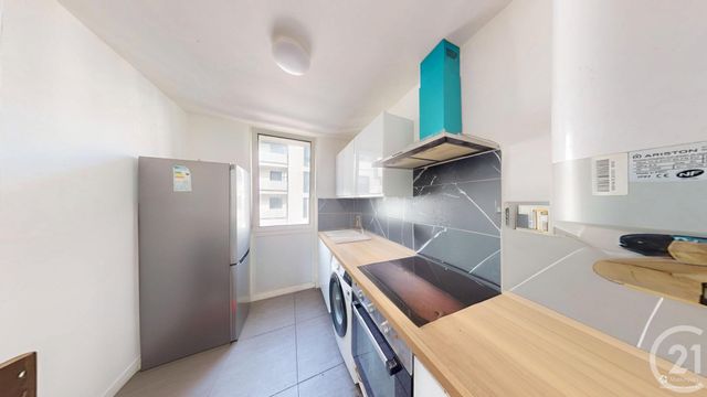 Appartement F4 &agrave; vendre - 3 pi&egrave;ces - 61,68 m2 - Aubervilliers - 93 - ILE-DE-FRANCE