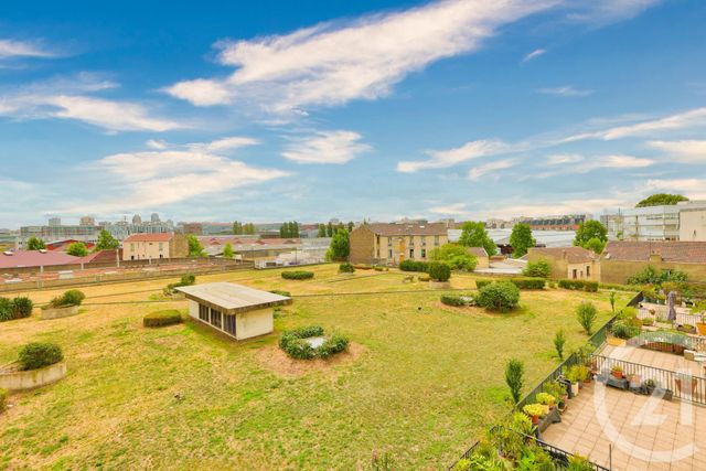 Appartement F3 à vendre - 3 pièces - 64 m2 - Aubervilliers - 93 - ILE-DE-FRANCE