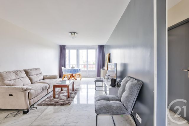 Appartement F3 à vendre - 3 pièces - 64 m2 - Aubervilliers - 93 - ILE-DE-FRANCE