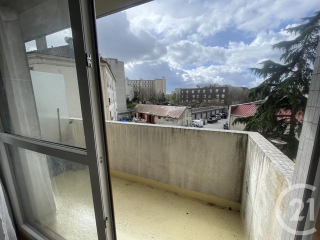 Appartement F1 &agrave; louer - 1 pi&egrave;ce - 25,76 m2 - Le Bourget - 93 - ILE-DE-FRANCE