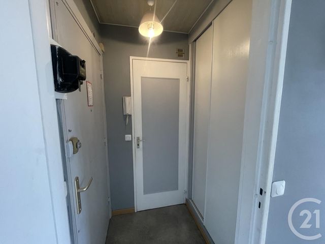 Appartement F1 &agrave; louer - 1 pi&egrave;ce - 25,76 m2 - Le Bourget - 93 - ILE-DE-FRANCE