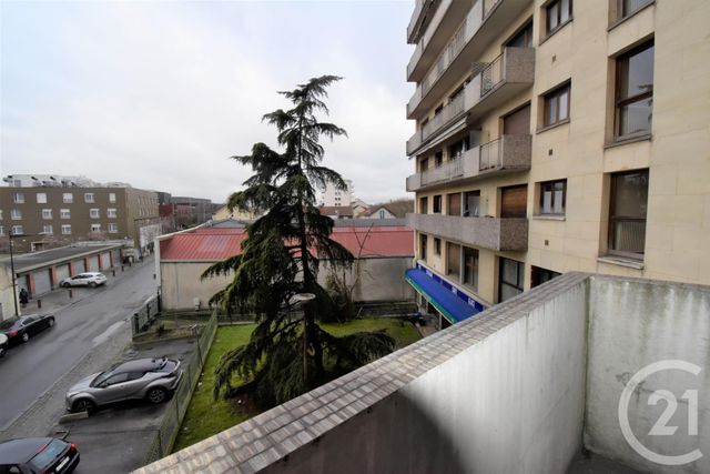 Appartement F1 &agrave; louer - 1 pi&egrave;ce - 25,76 m2 - Le Bourget - 93 - ILE-DE-FRANCE