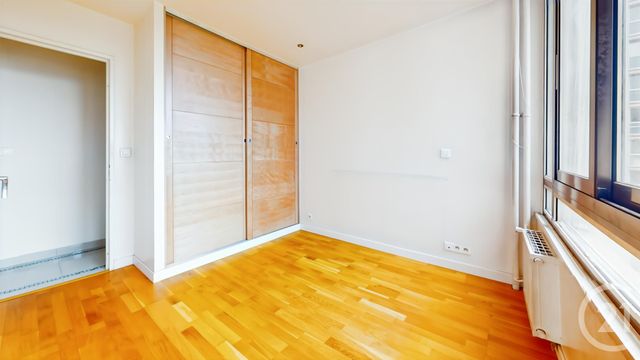 Appartement à vendre - 4 pièces - 74 m2 - Aubervilliers - 93 - ILE-DE-FRANCE