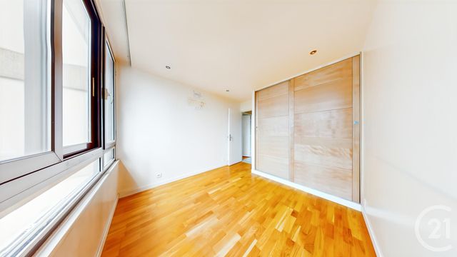 Appartement à vendre - 4 pièces - 74 m2 - Aubervilliers - 93 - ILE-DE-FRANCE
