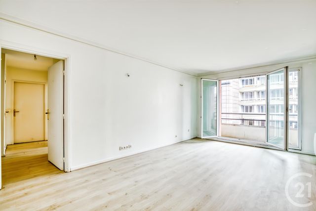 Prix immobilier AUBERVILLIERS - Photo d’un appartement vendu
