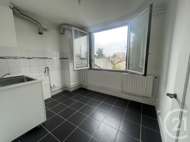 Appartement F3 &agrave; louer - 3 pi&egrave;ces - 56,96 m2 - Aubervilliers - 93 - ILE-DE-FRANCE