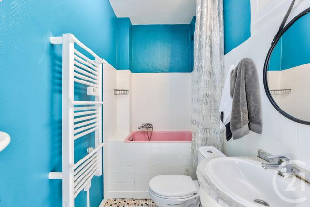 Appartement F2 à vendre - 2 pièces - 32 m2 - St Denis - 93 - ILE-DE-FRANCE