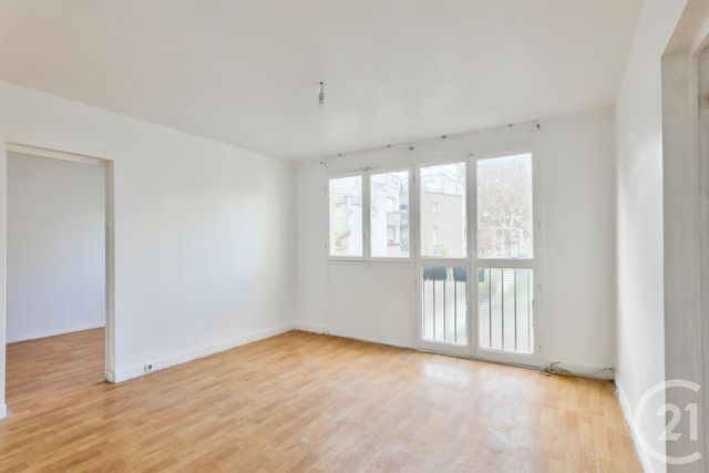 Appartement F4 &agrave; vendre - 4 pi&egrave;ces - 62 m2 - Aubervilliers - 93 - ILE-DE-FRANCE