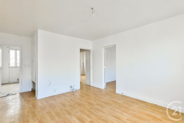 Appartement F4 &agrave; vendre - 4 pi&egrave;ces - 62 m2 - Aubervilliers - 93 - ILE-DE-FRANCE