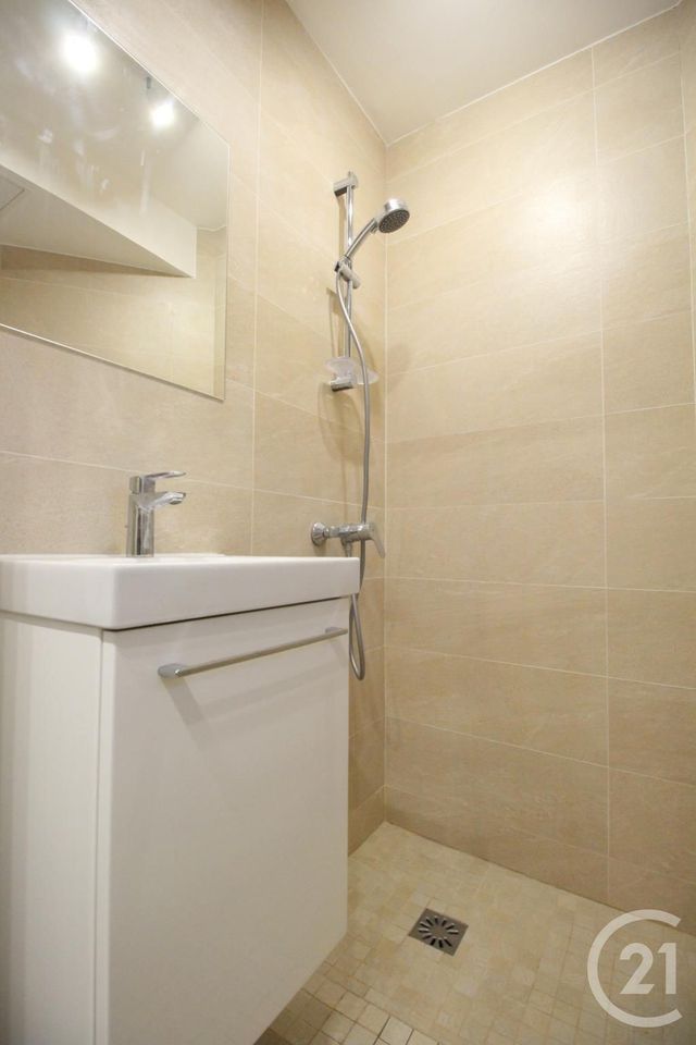 Appartement F2 &agrave; louer - 2 pi&egrave;ces - 24,93 m2 - Aubervilliers - 93 - ILE-DE-FRANCE