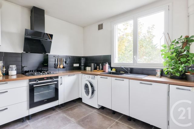 Appartement F2 à vendre - 2 pièces - 57 m2 - Aubervilliers - 93 - ILE-DE-FRANCE