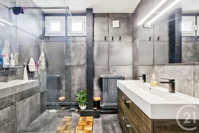 Appartement F2 à vendre - 2 pièces - 57 m2 - Aubervilliers - 93 - ILE-DE-FRANCE