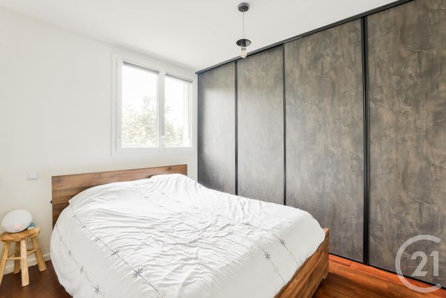 Appartement F2 à vendre - 2 pièces - 57 m2 - Aubervilliers - 93 - ILE-DE-FRANCE