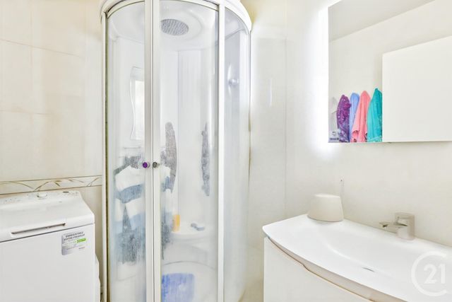 Appartement F3 à vendre - 3 pièces - 69 m2 - Aubervilliers - 93 - ILE-DE-FRANCE