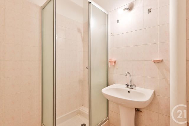 Appartement à vendre - 3 pièces - 50,40 m2 - Aubervilliers - 93 - ILE-DE-FRANCE