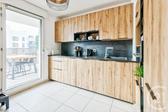 Appartement F4 à vendre - 4 pièces - 83 m2 - Aubervilliers - 93 - ILE-DE-FRANCE