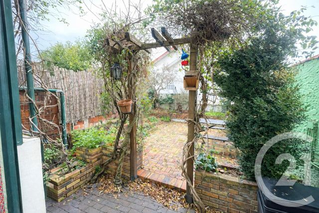 Maison &agrave; louer - 3 pi&egrave;ces - 59,13 m2 - Le Bourget - 93 - ILE-DE-FRANCE