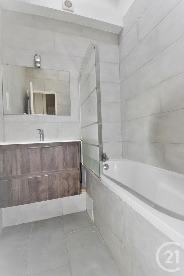 Appartement F2 &agrave; louer - 2 pi&egrave;ces - 35,52 m2 - Aubervilliers - 93 - ILE-DE-FRANCE