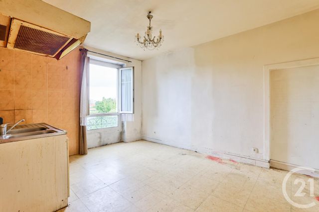 Appartement F2 à vendre - 2 pièces - 33 m2 - Aubervilliers - 93 - ILE-DE-FRANCE