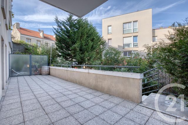 Appartement F3 à vendre - 3 pièces - 64 m2 - Aubervilliers - 93 - ILE-DE-FRANCE