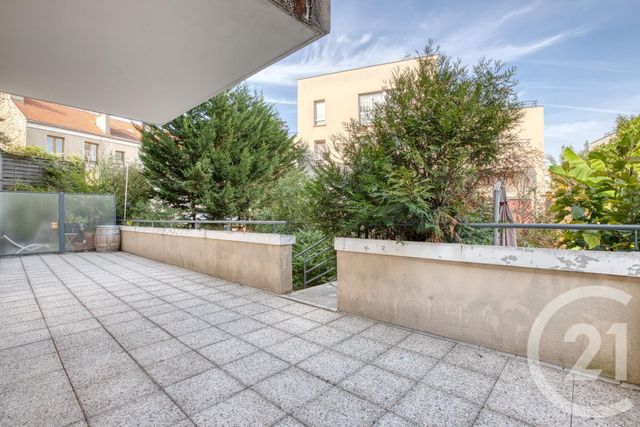 Appartement F3 à vendre - 3 pièces - 64 m2 - Aubervilliers - 93 - ILE-DE-FRANCE